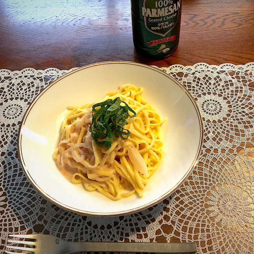 Snapdishの料理写真:生リングイネで、明太子パスタ|yakinasuさん