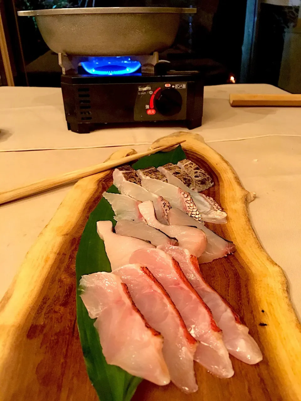 Snapdishの料理写真:しゃぶしゃぶ（太刀魚、鯛、鰆、金目鯛）|こいちさん