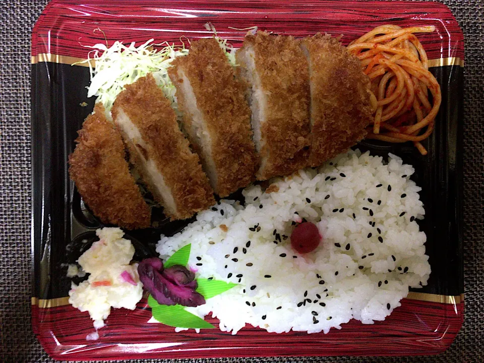 豚カツ弁当|ばーさんさん