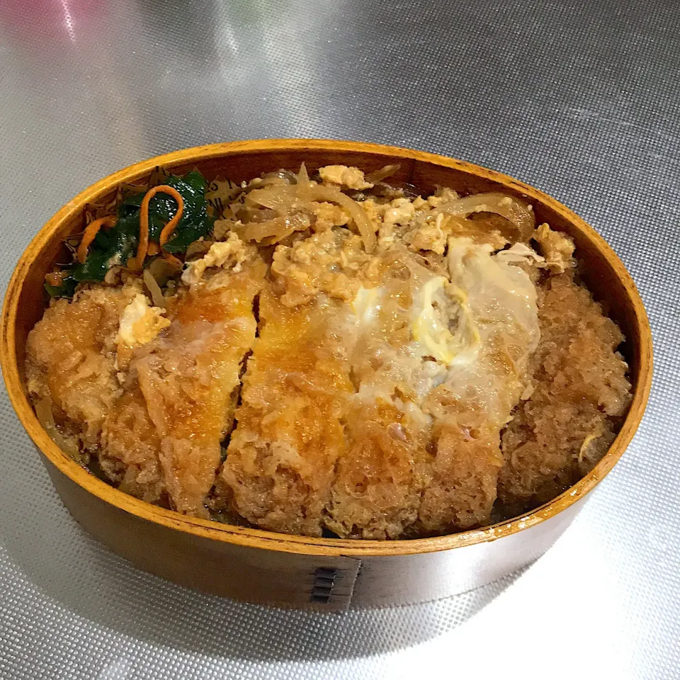 #息子弁当 
＃卵とじカツ丼|ちーたさん