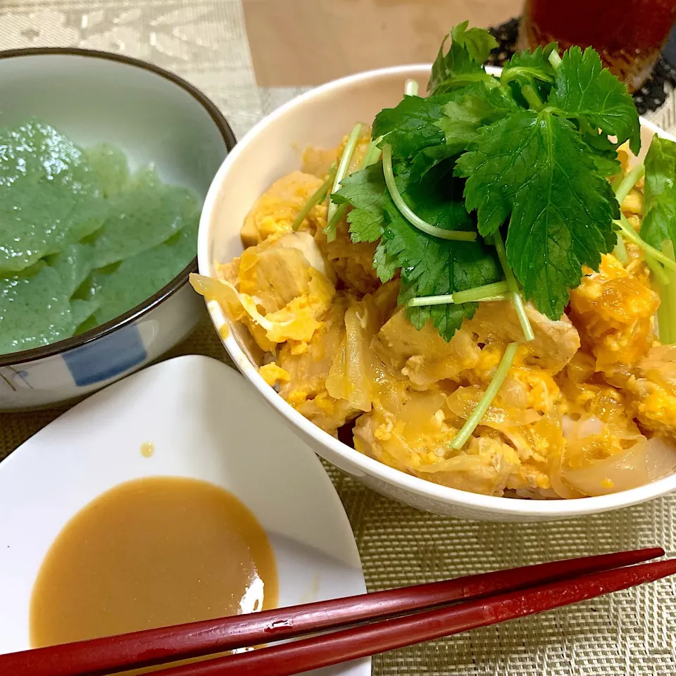 親子丼とさしみこんにゃく|ともこさん