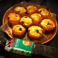 UCC 職人の珈琲 低糖と一緒にブルーベリーマフィンで朝食