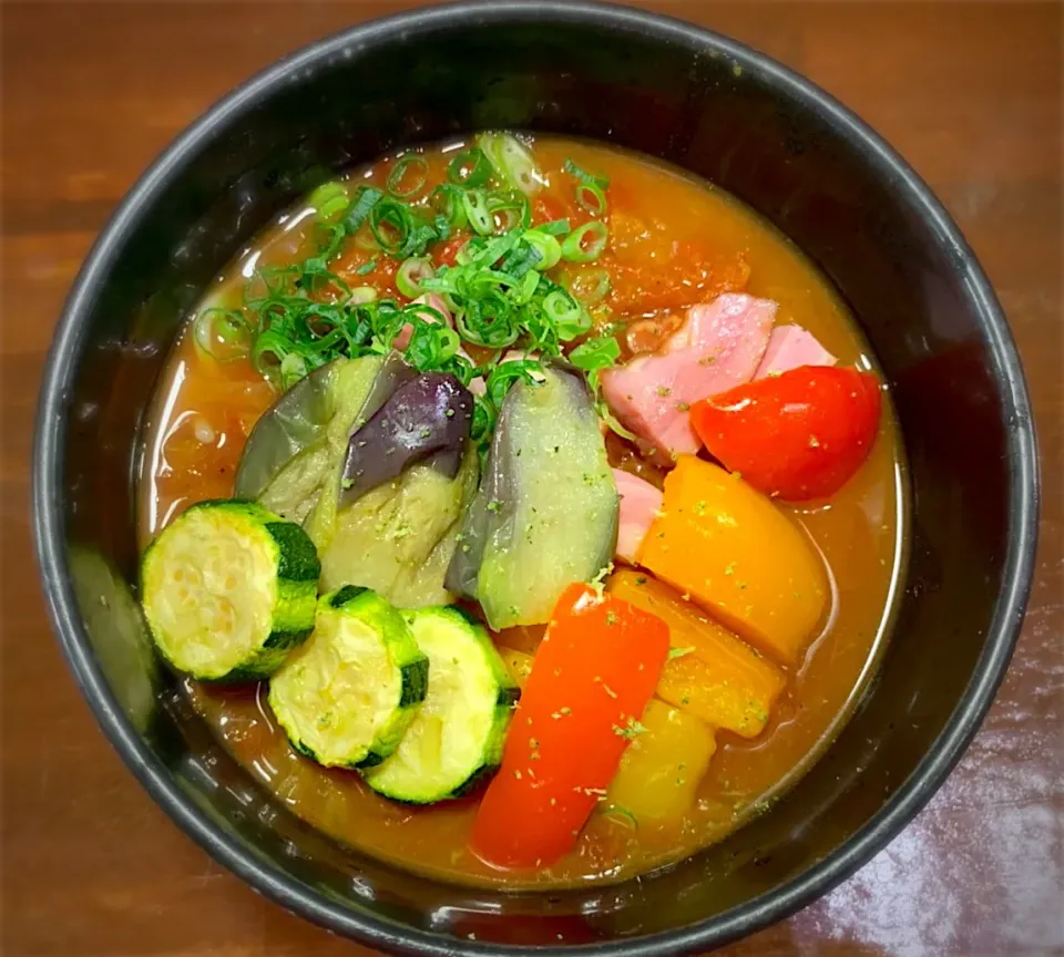 夏野菜の出汁カレーそうめん1|半田手延べそうめんの店 阿波や壱兆さん