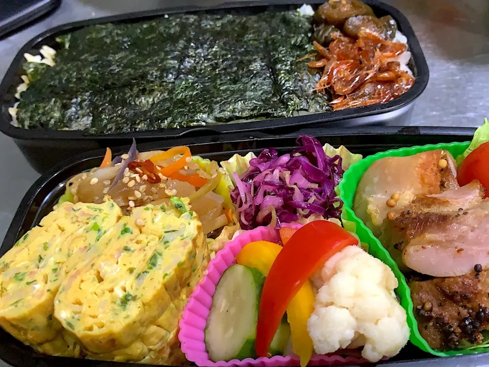 パパのお弁当

チキンステーキ
野菜のピクルス
紫キャベツのマリネ
卵焼き
きんぴら|智子さん