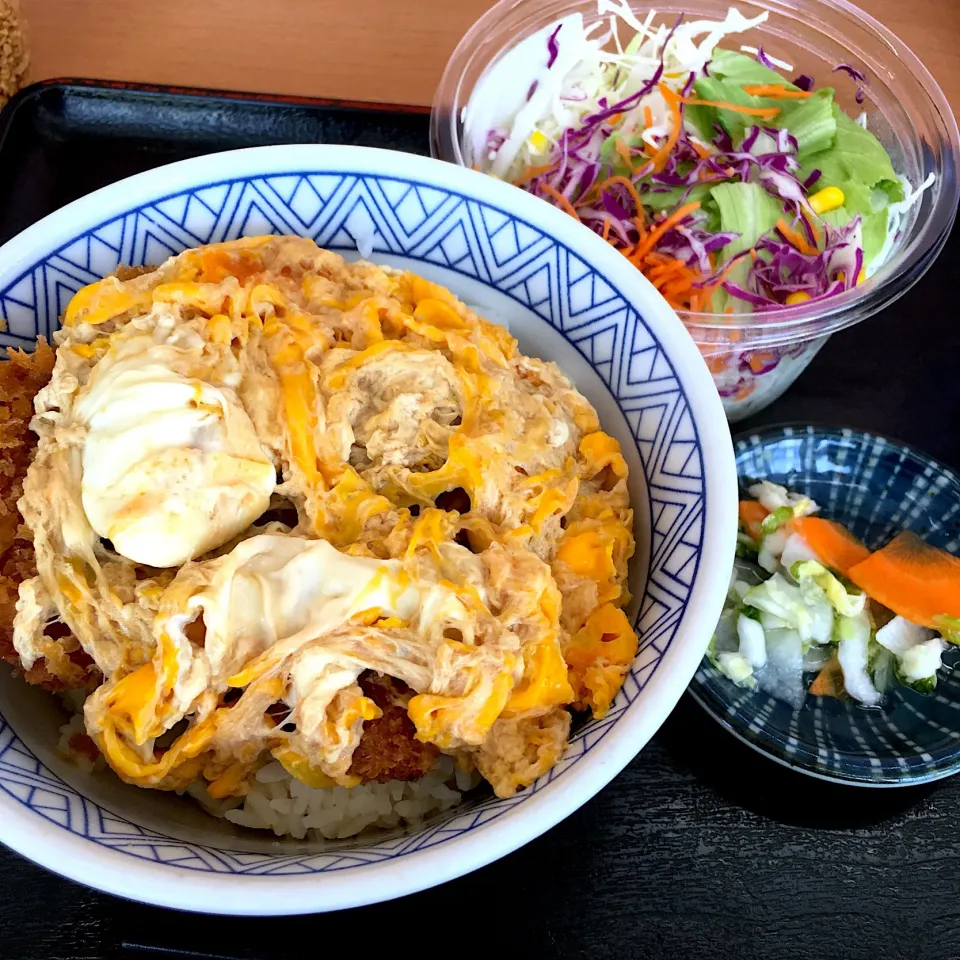 大江戸カツ丼🐷✨お弁当のヒライ🍱|りりさん