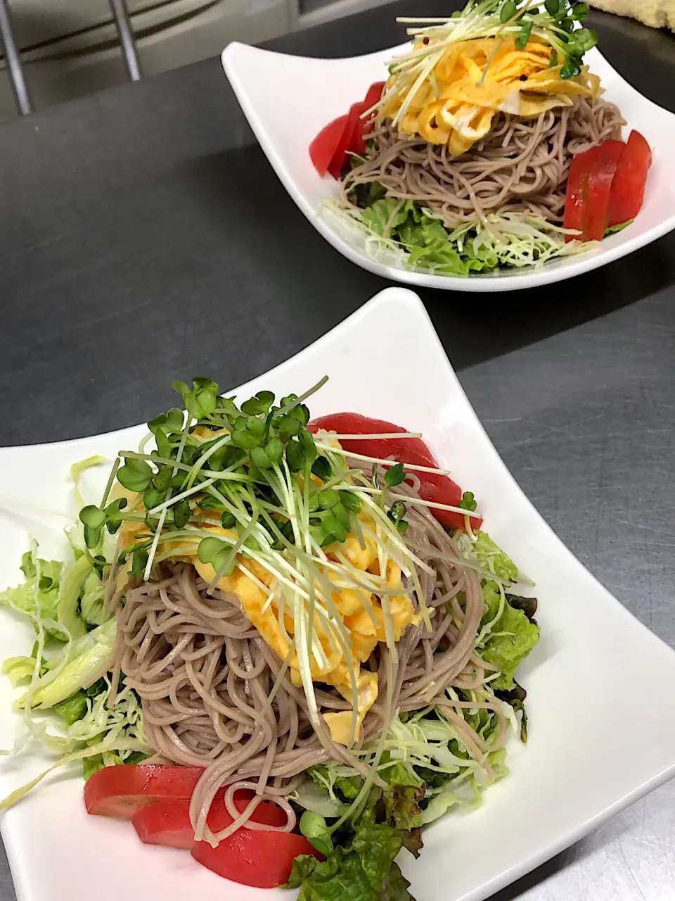 サラダ蕎麦   冷やし中華味|Nakaba Kobayashiさん