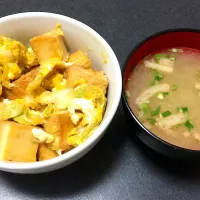 Snapdishの料理写真:厚揚げキャベツの卵とじ丼|ねこぜさん