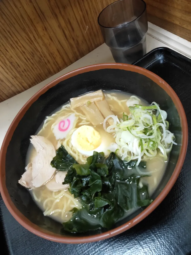 富士そばの煮干しラーメン|osakana555さん