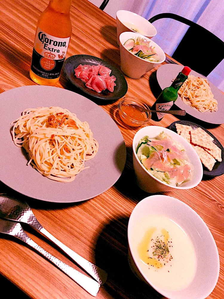 イタリアンの日🍝
#パスタ
#ビシソワーズ
#生ハム
 #コロナビール|アッキーさん