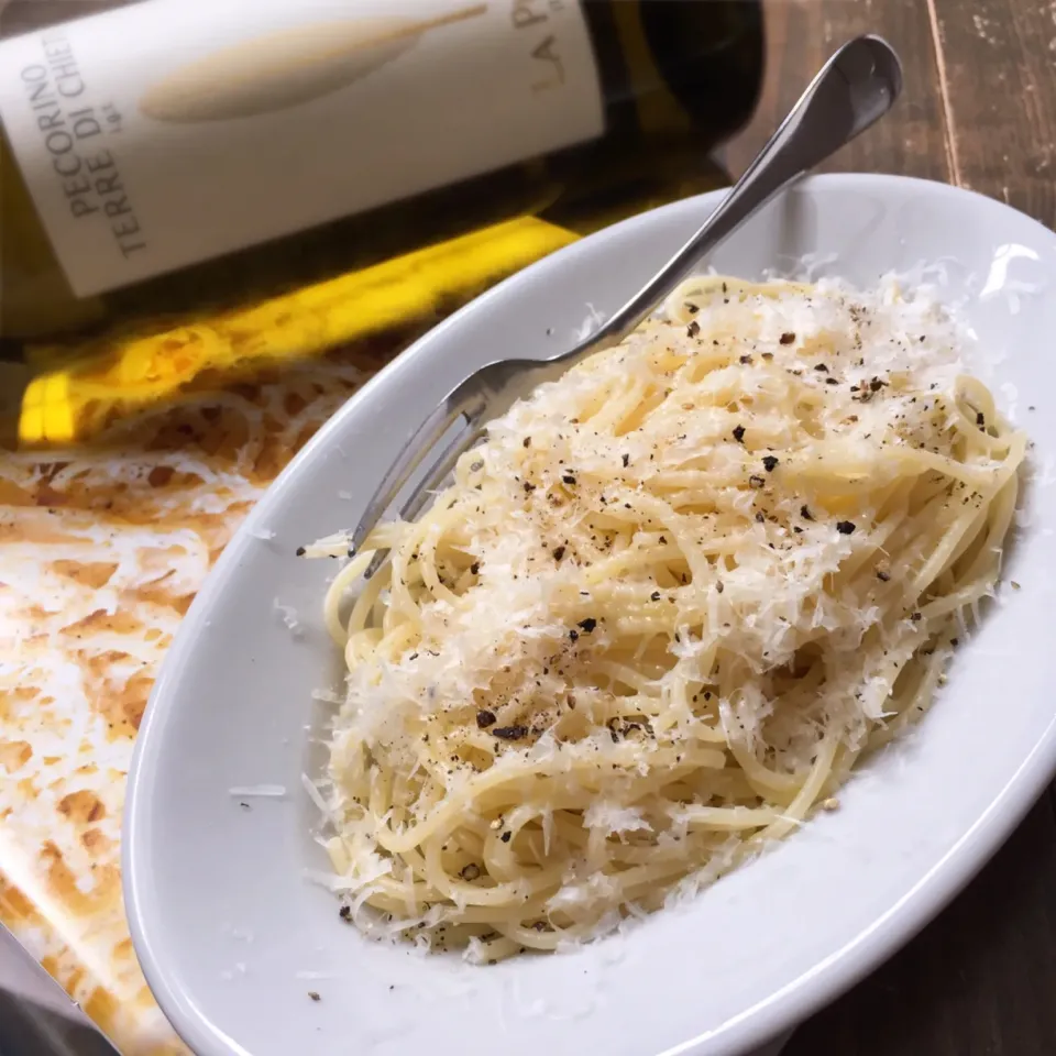 Cacio e Pepe チーズと黒胡椒のパスタ🧀ペコペコバージョン|七海さん