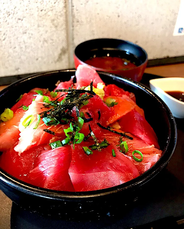 お値打ちマグロ鉄火丼ランチ980円🐟💕
私も出産終わったら絶対食べよう😩💕|おーやんさん