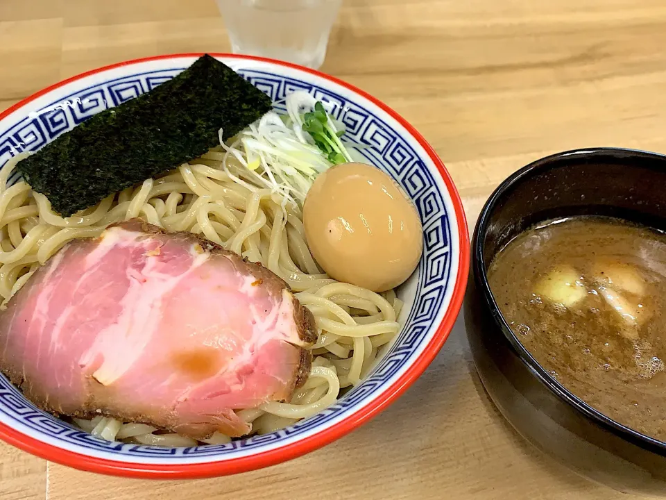 豚骨鶏魚介つけ麺 味玉|Akiko Yoshidaさん