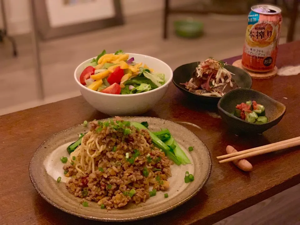 Snapdishの料理写真:ジャージャー麺🍝|takosさん