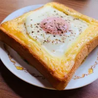 Snapdishの料理写真:たまよトースト🥚|hammさん