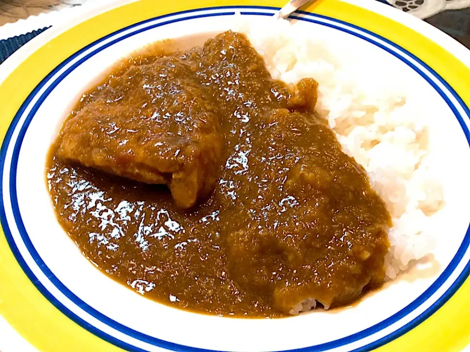 最近ハマってる！
チキンカレー🍛😋|アライさんさん