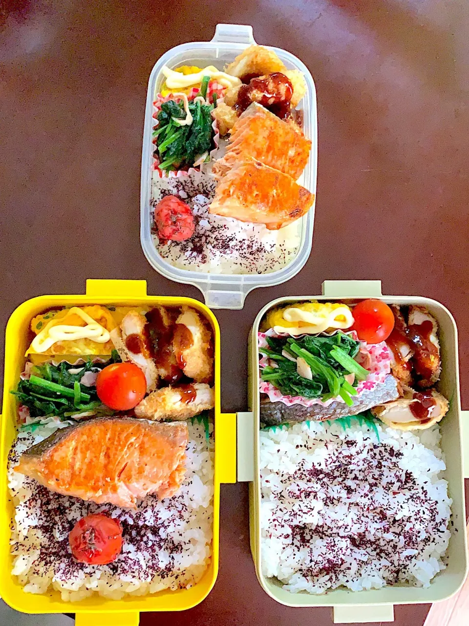 家族のお弁当♡
娘は仕事お休み！
今日も頑張ってね♡|まこさん