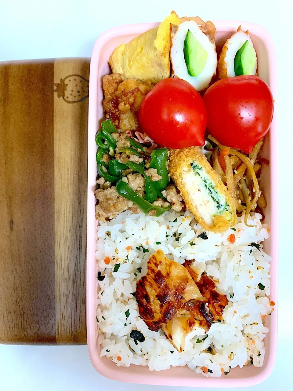 Snapdishの料理写真:2019,6/19 高１娘のお弁当🍱|naoちんさん