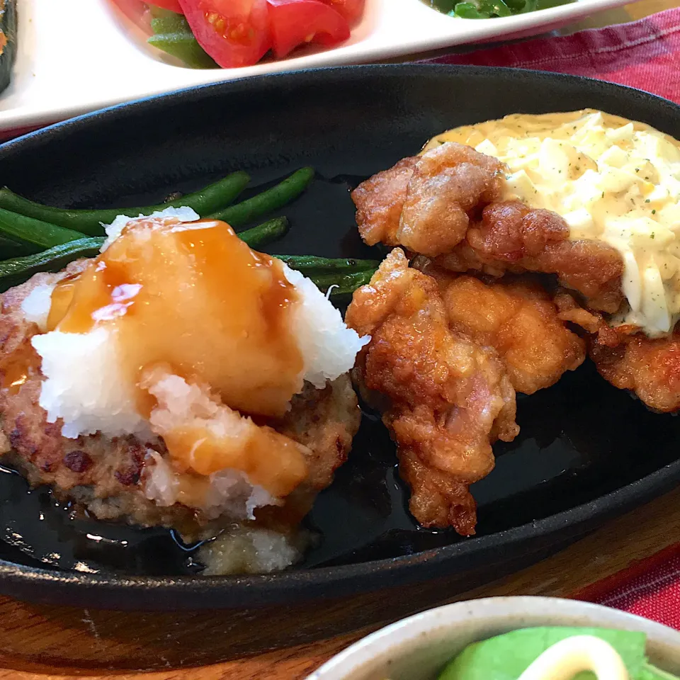 おろしハンバーグ＆チキン南蛮🍴|りりさん