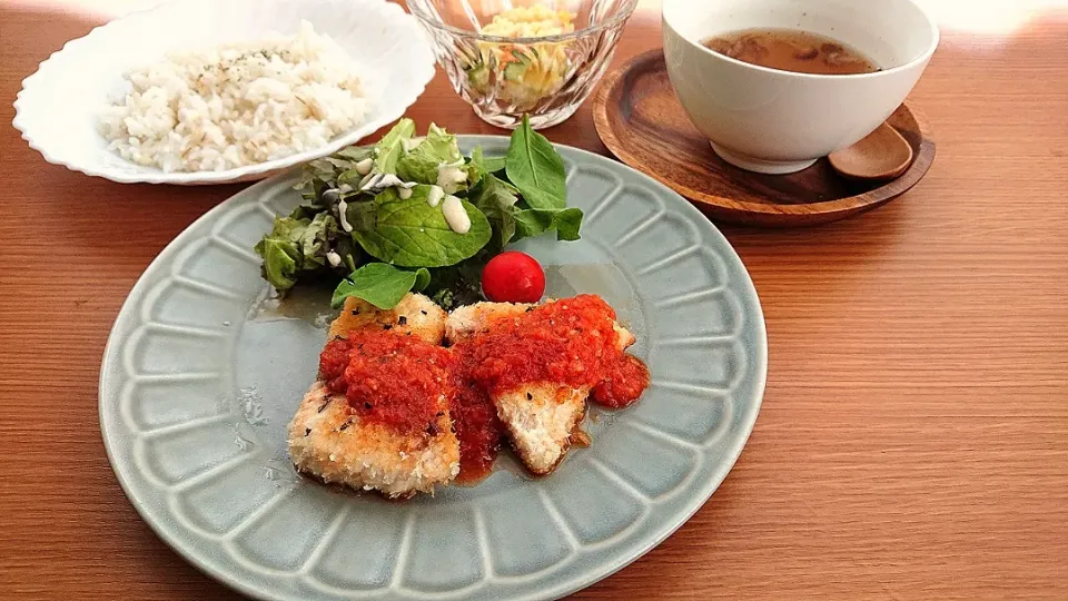 めかじきの香草パン粉焼き自家製トマトソース|ちいさなしあわせキッチンさん