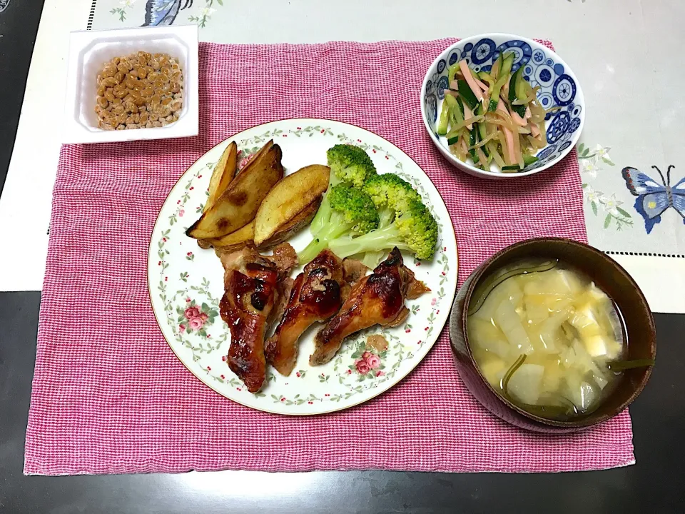 Snapdishの料理写真:手羽元でローストチキンのご飯|みよさん