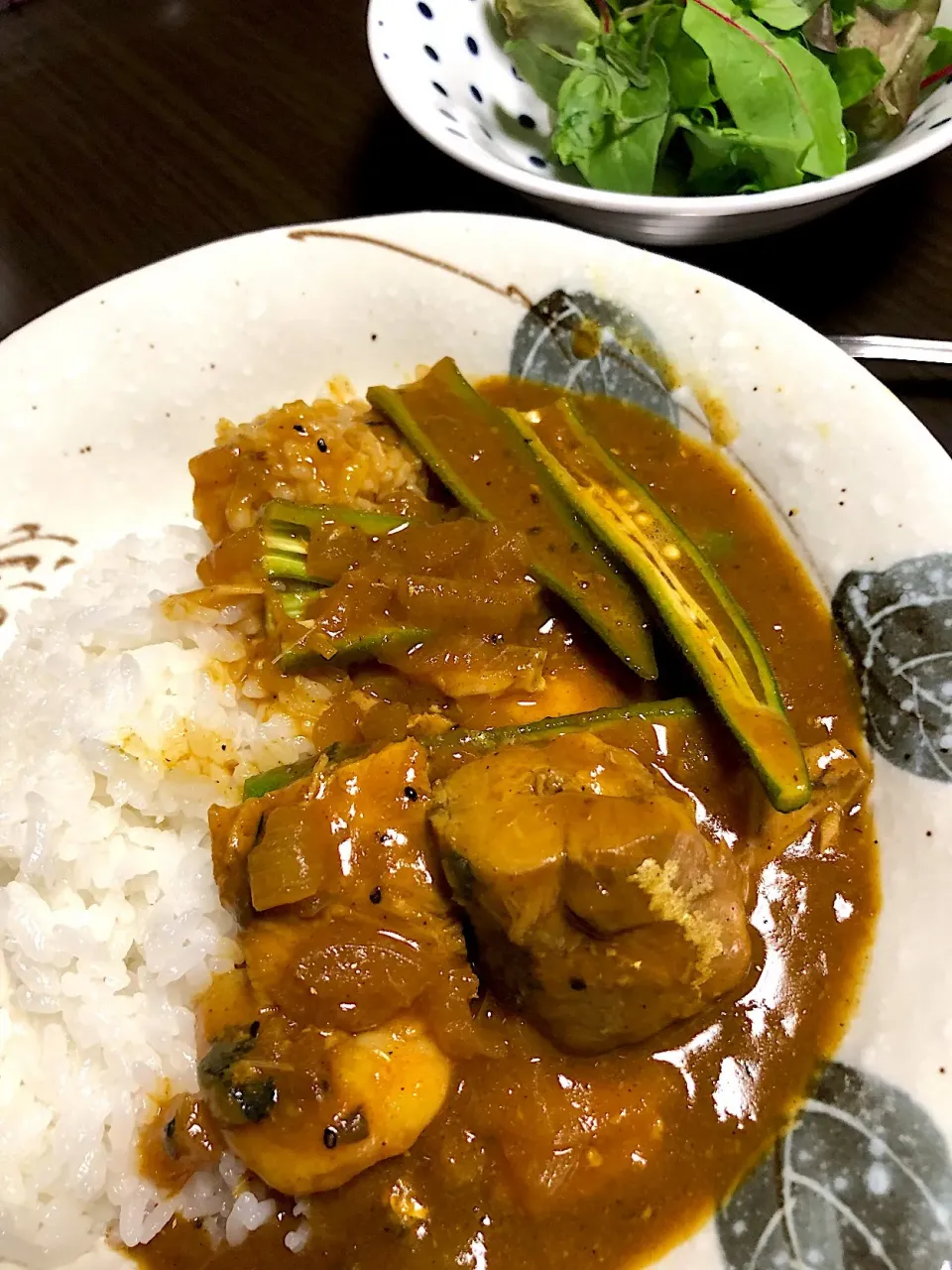 鯖缶とオクラのカレー🍛|Rie Kobayashiさん