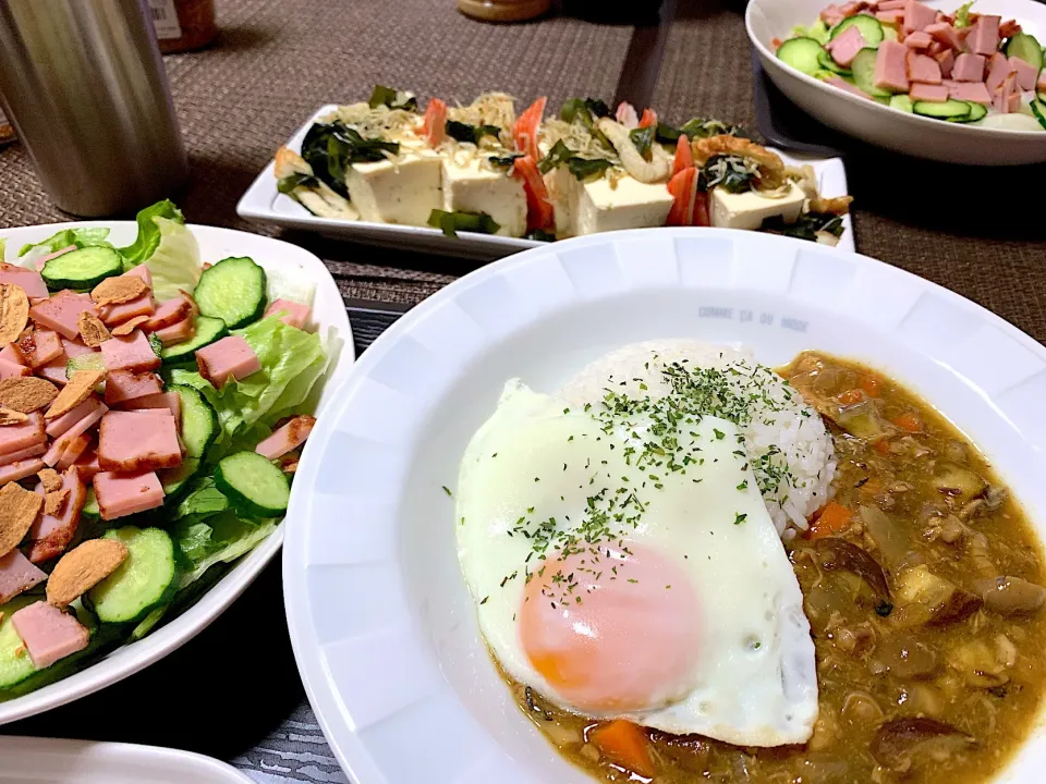 頑張らない普通のご飯☆6/20夜ごはん
＊サバ缶と野菜たちのカレー
#夜ごはん#カレー#サバ缶#野菜#糖質制限中#低糖質調味料 #1型🔰 
食べ物に感謝🙏ご馳走様でした🙏|あきさん