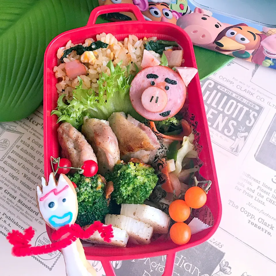 Snapdishの料理写真:☆チャーハン弁当☆|chikakoさん