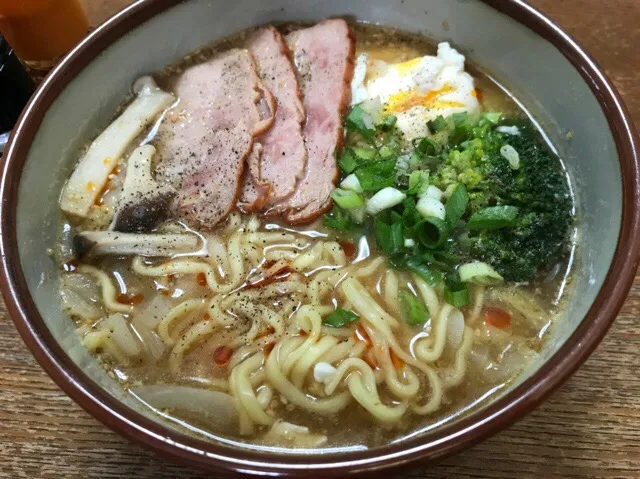 #マルちゃん正麺 🍜、味噌味❗️ ₊˚‧(๑σ̴̶̷̥́ ₃σ̴̶̷̀ू)·˚₊✨|サソリさん