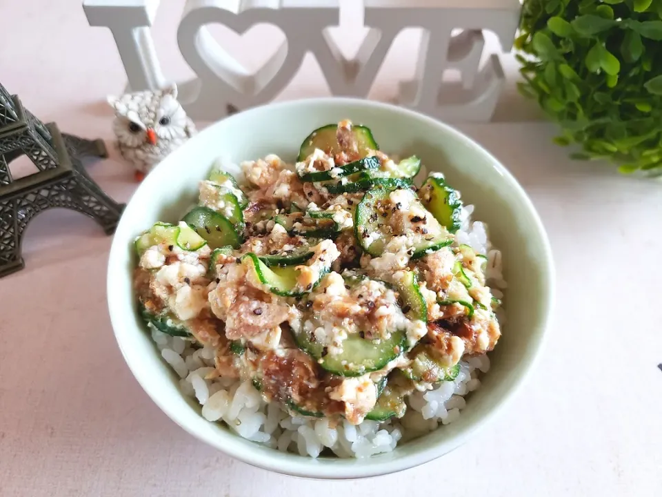 ♡豆腐ときゅうりの簡単乗っけ丼♡|ずんこたんさん