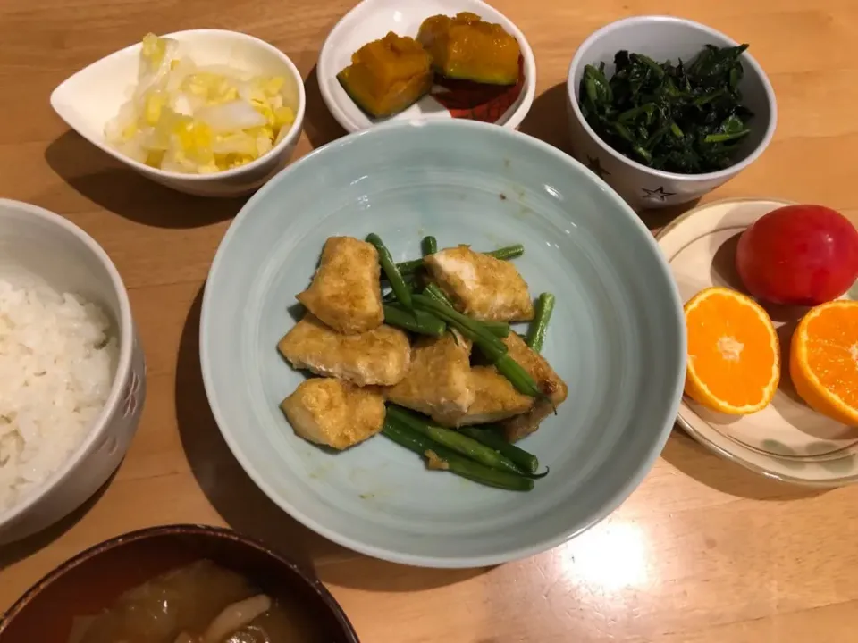 Snapdishの料理写真:カジキマグロのカレー炒め★|Natsuki Ishikawaさん