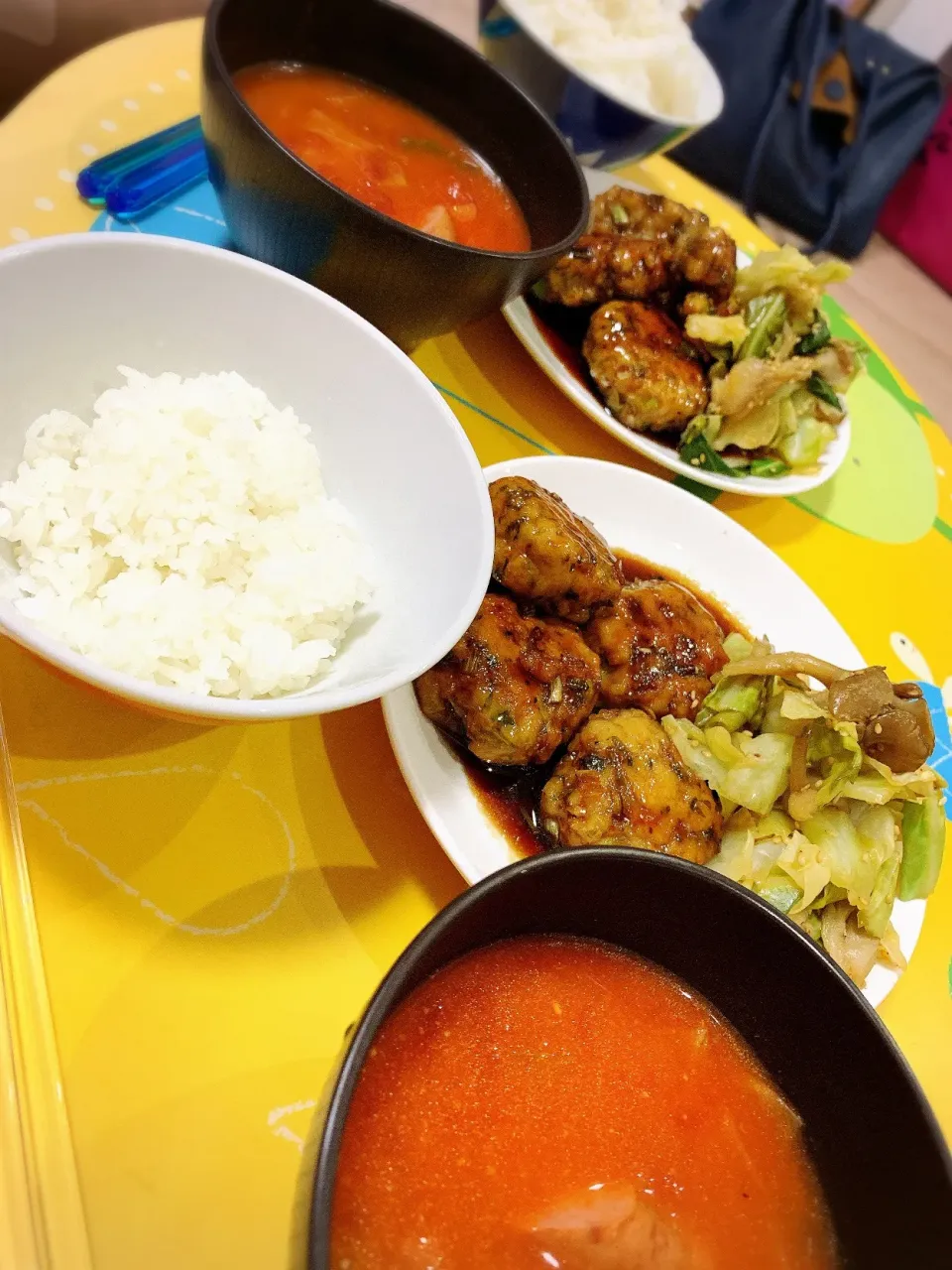 鶏つくねとトマトスープ|たむさん