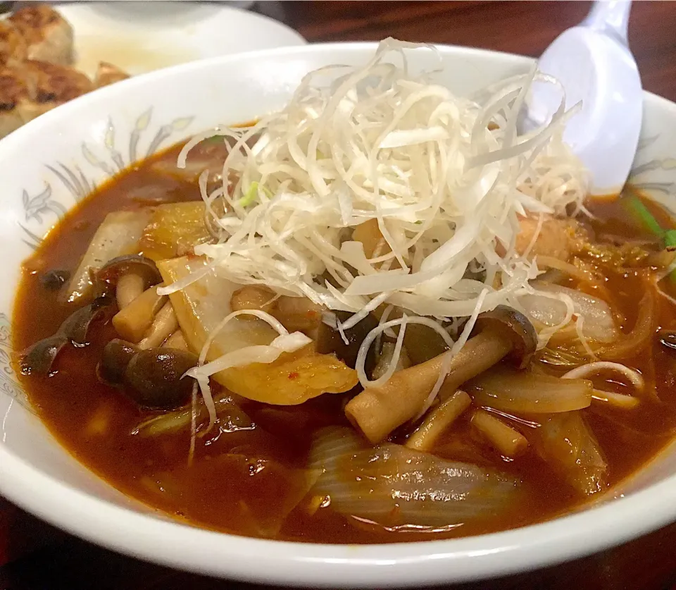 晩ごはん☀️☀️☀️
またもや、渓谷ラーメン🍜
今日は昼ぬきだったから餃子🥟もつけた(⑅∫°ਊ°)∫|ぽんたさん