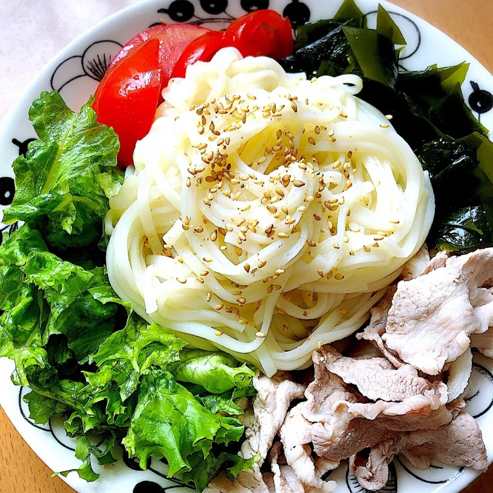 サラダうどん🥗|アッツさん