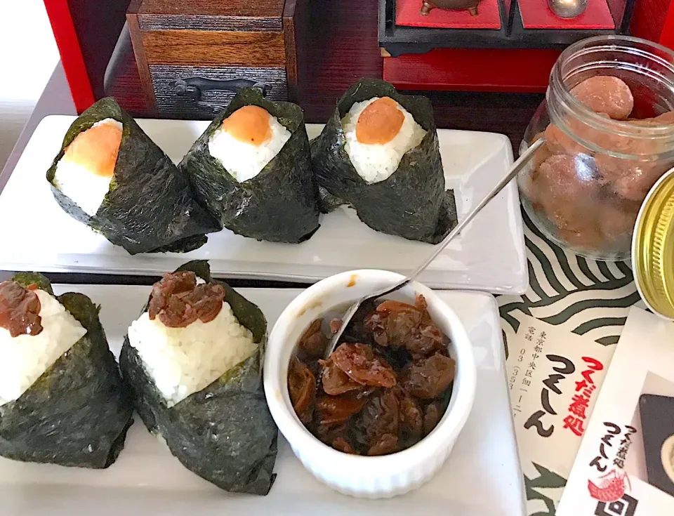 梅干しもらいました
アサリの佃煮もらいました。
もらいもの同士なおにぎりさん🍙|シュトママさん