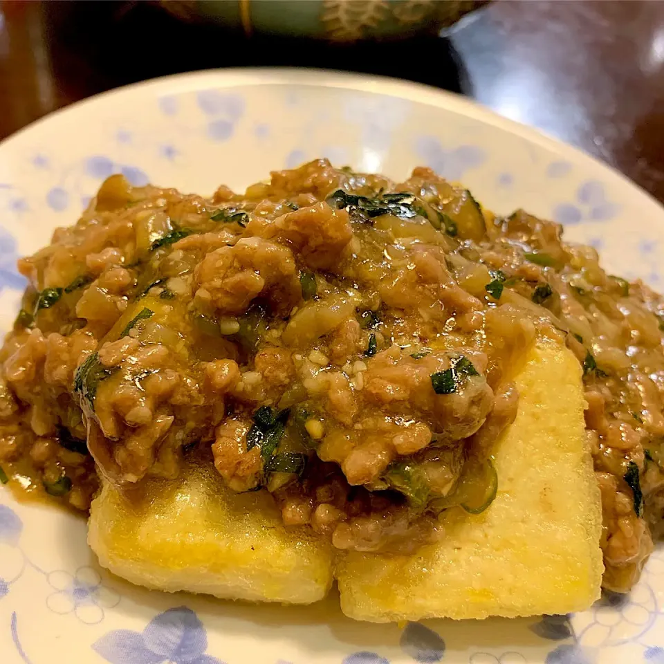 Snapdishの料理写真:揚げ豆腐と肉味噌あんかけ🥢|みっこちゃんさん