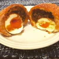 👨🏼‍🍳旦那ごはん👨🏻‍🍳カリットロ〜な半熟卵カレーパン|旦那ごはん すんさん