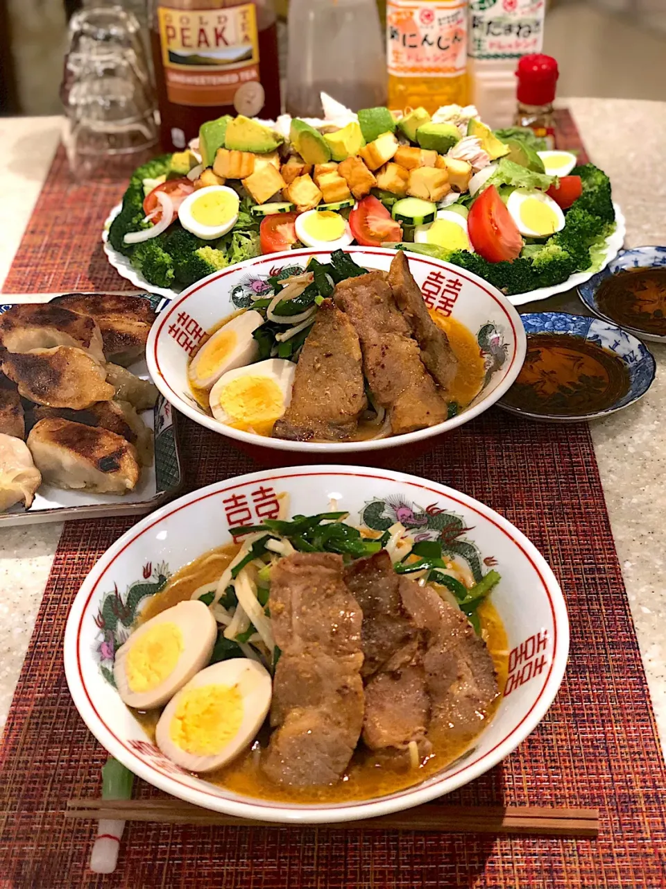 Snapdishの料理写真:ニラもやしチャーシュー味玉味噌ラーメン🍜|Mayumiさん