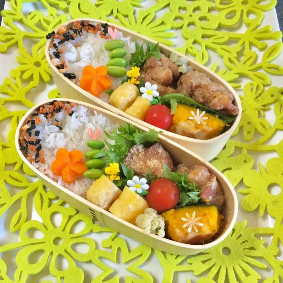 鶏モモ唐揚げ🍀の双子ちゃんお弁当💙❤️|sweet homeさん