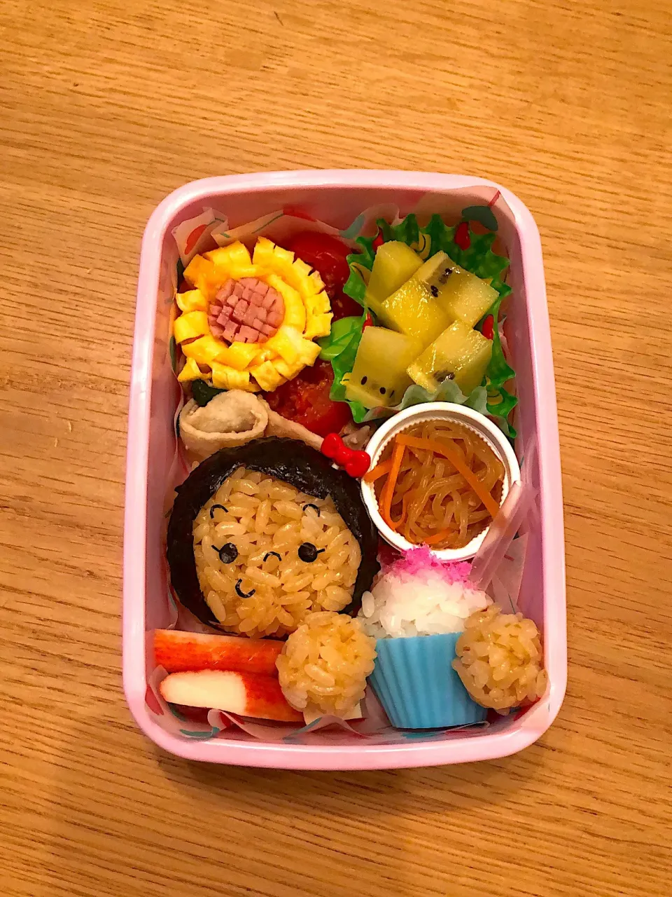 Snapdishの料理写真:夏☆かき氷と女の子弁当|はるmamaさん