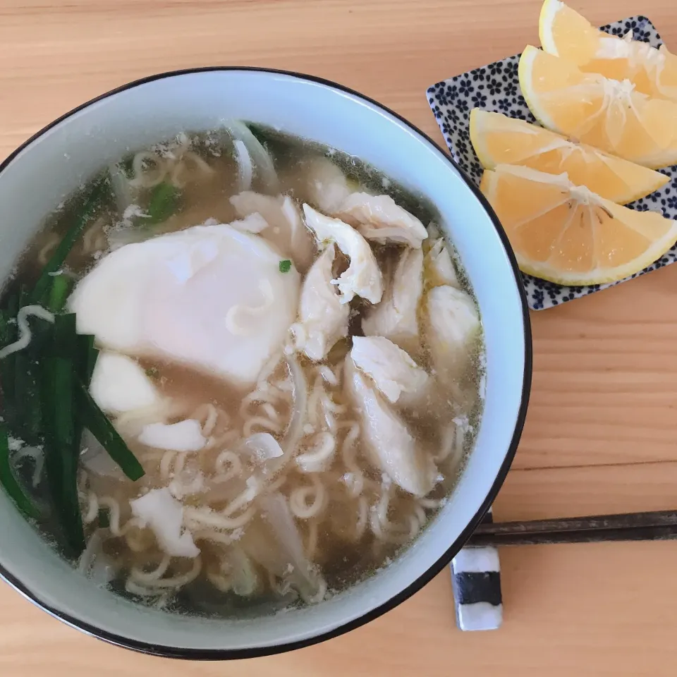 醤油ラーメン( ´罒`)お昼ご飯|サチャンさん