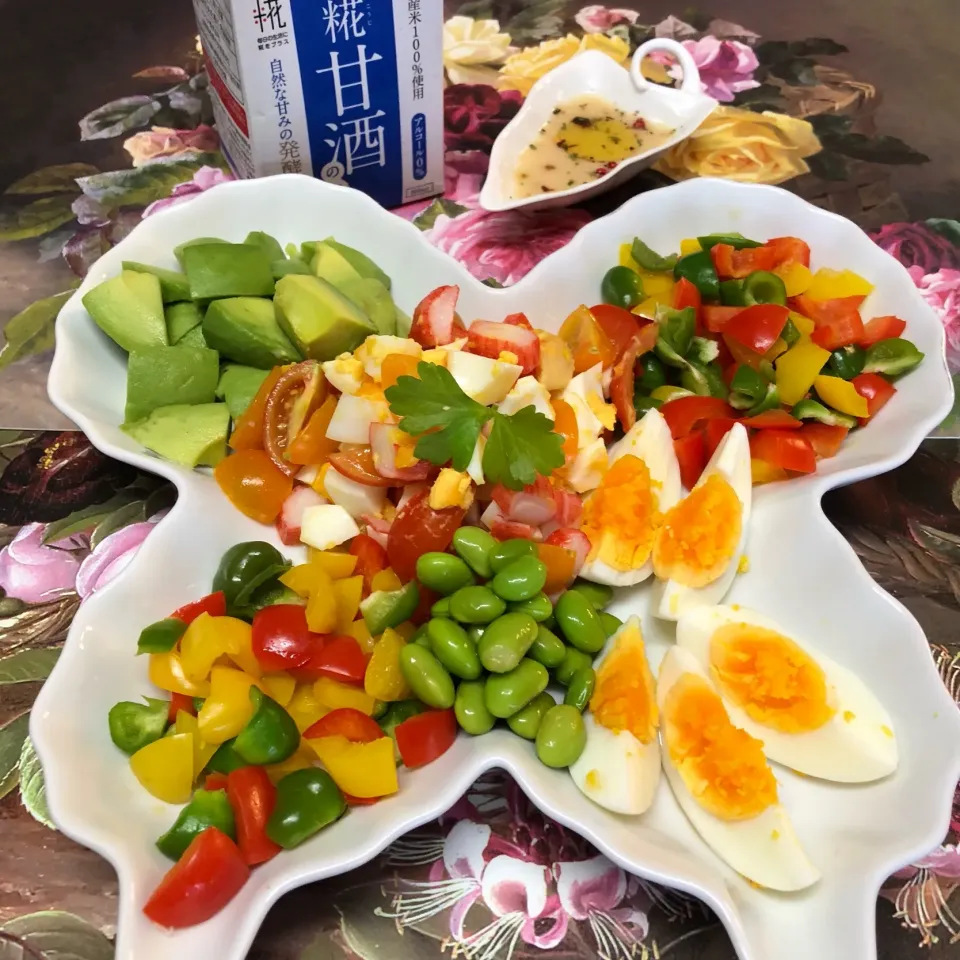 Cobb salad ＊ 糀甘酒ドレッシング🌺|henryさん