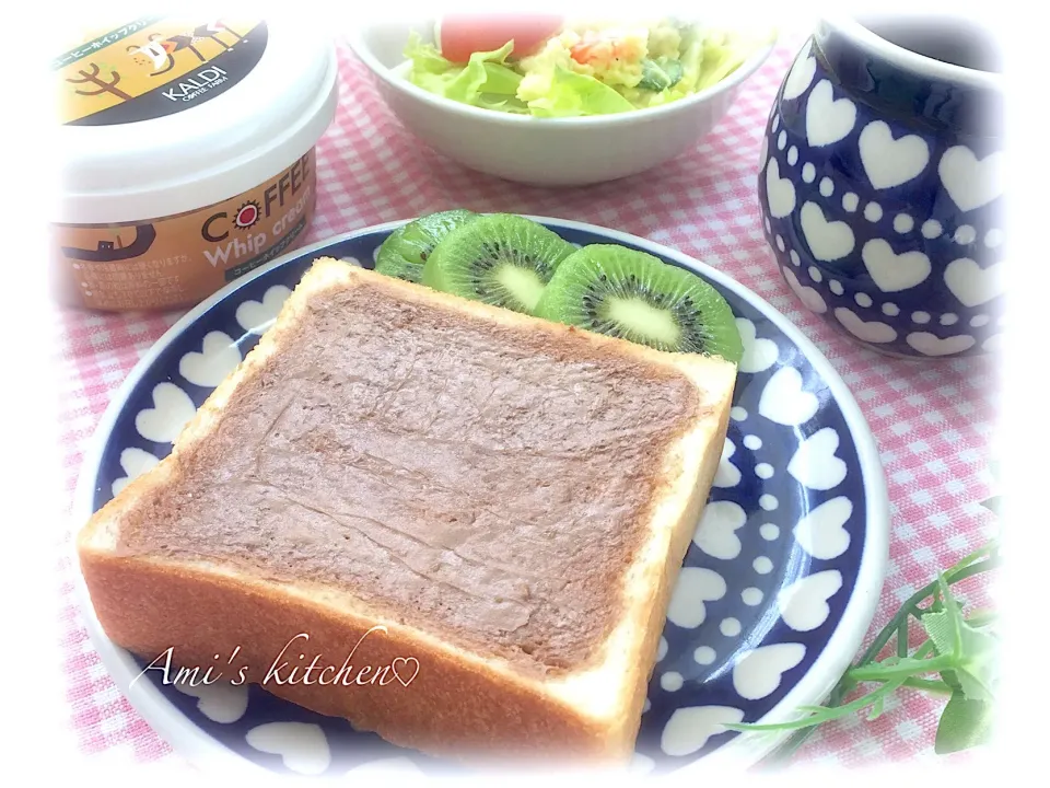 あみさんの料理 一斤型で小さめプルマン😊🍞KALDIのコーヒーホイップクリーム美味しい💓|あみさん