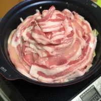 Snapdishの料理写真:#豚バラ#鍋#お肉|Okamoto  Hidetoさん