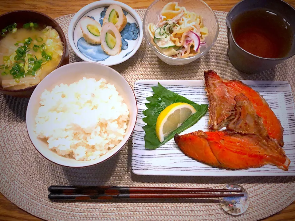 鮭のかま焼き定食|ヒヨリ飯さん