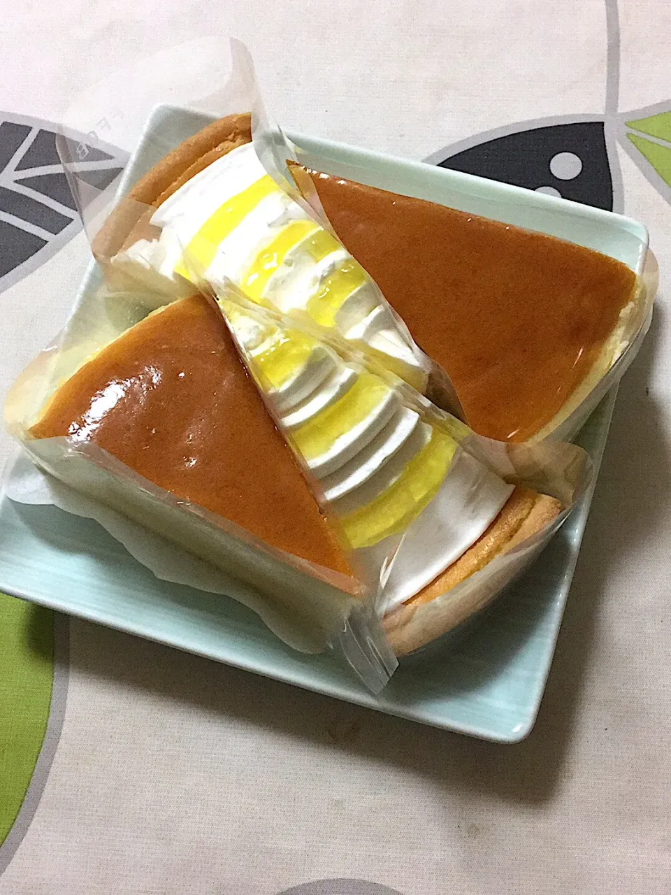 誕生日おめでとう
スーパーのケーキでごめん💦|hanakoさん