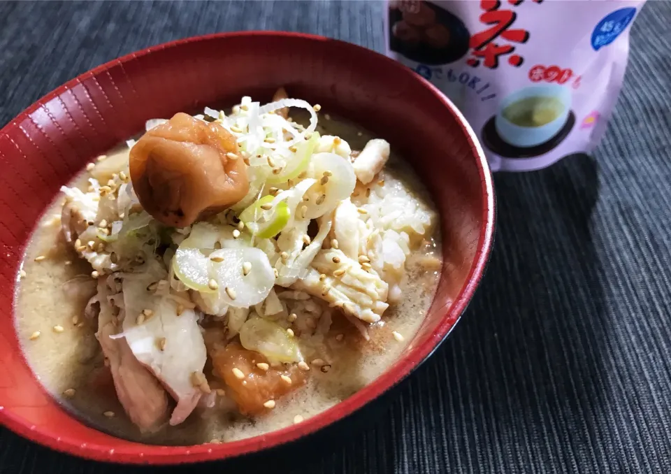 Snapdishの料理写真:減塩うめこんぶ茶レシピ！
梅昆布風味の冷や汁ご飯。|グレナダ君さん