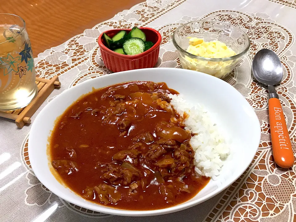 今夜はトマトたっぷりハヤシライス❤️

#ハヤシライス#夕飯|makoさん