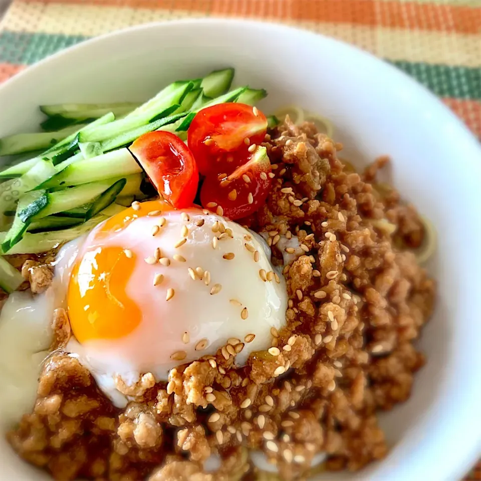 冷やし坦々麺。
娘、バイトの前にかなり早めの夕飯。
絶対またお腹空くはず。|goma（みぃちゃん）さん