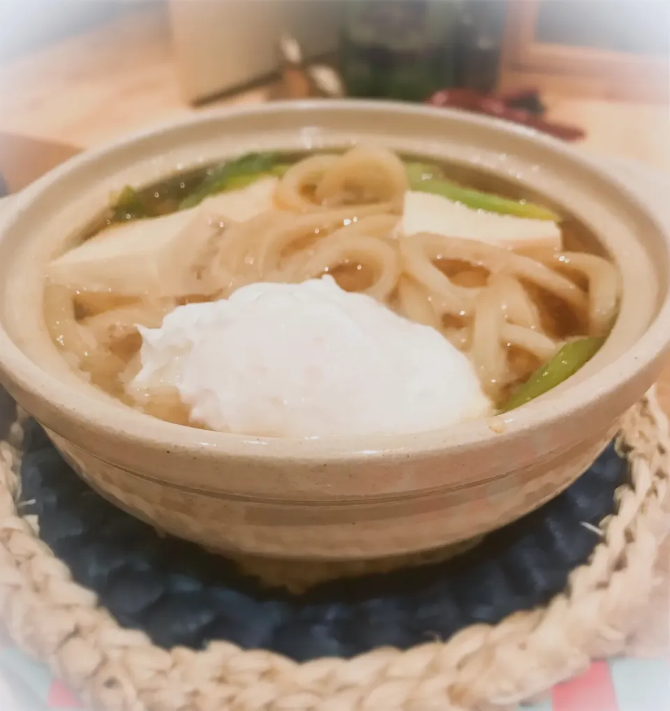 昨日は土鍋で味噌煮込みうどん❣️ポーチドエッグの黄身が主役⁉️|YOさん