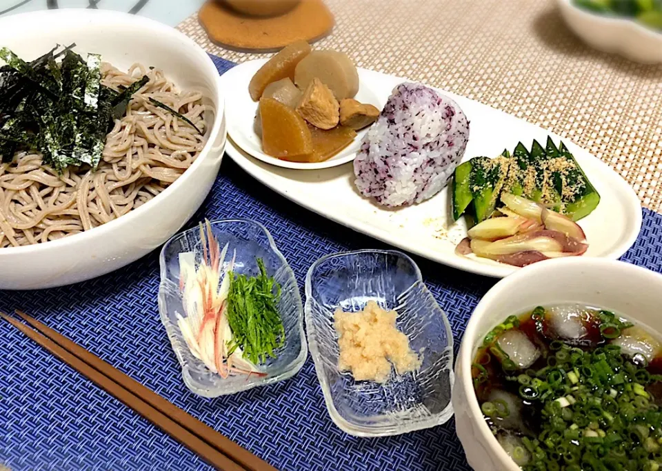 Snapdishの料理写真:2019*06*28  薬味いろいろ蕎麦 と 里芋と大根の煮物|✿ うえやま家のレシピ ✿さん